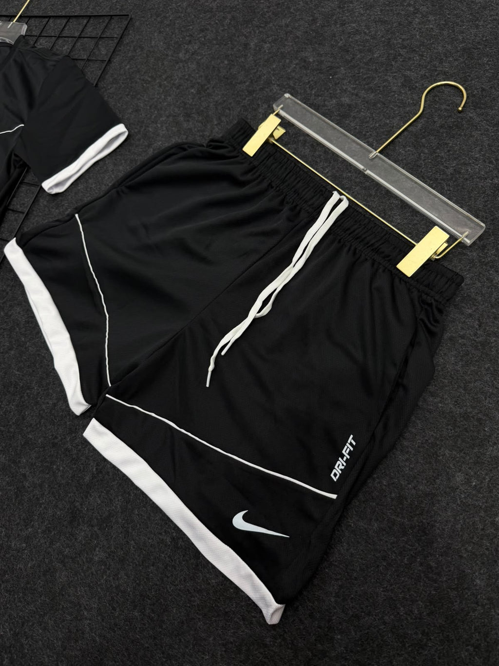 Conjunto Masculino Dri-FIT de Treino🏃🏻💥 Ideal Para Academia, Corrida. 🚚 FRETE GRÁTIS para toda a região de São Paulo!