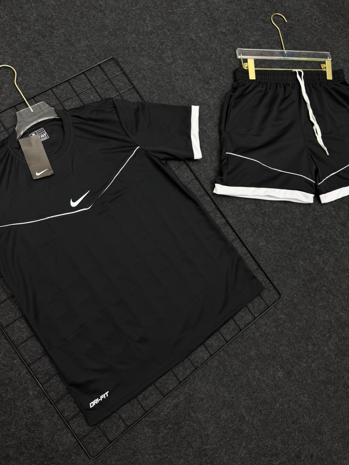 Conjunto Masculino Dri-FIT de Treino🏃🏻💥 Ideal Para Academia, Corrida. 🚚 FRETE GRÁTIS para toda a região de São Paulo!